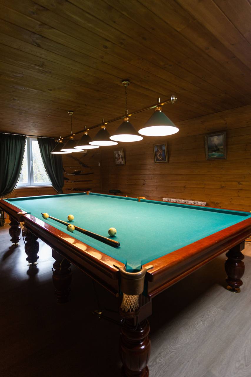 Бильярдная